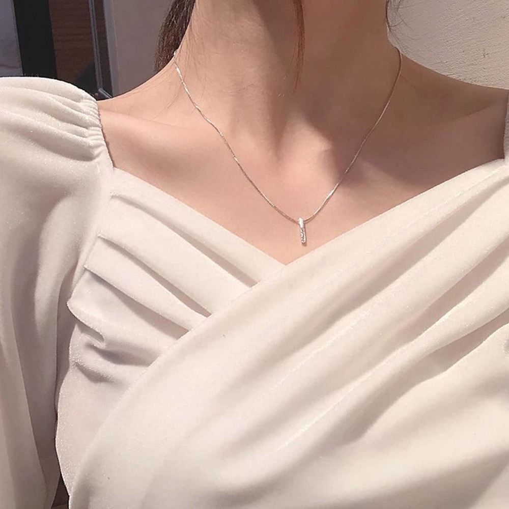 Vertical Bar Crystal Rhinestone Pendant Necklace in Silver or Gold - Picture 5 of 6